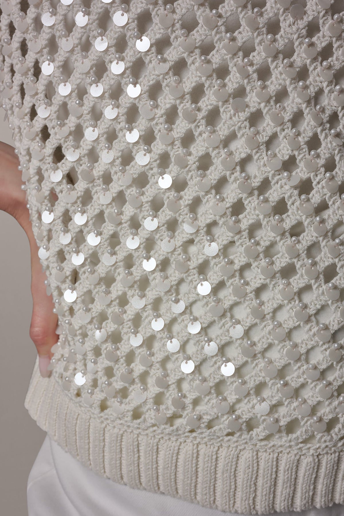 SHORT SLEEVE PEARL SEQUIN SWEATER - Cream