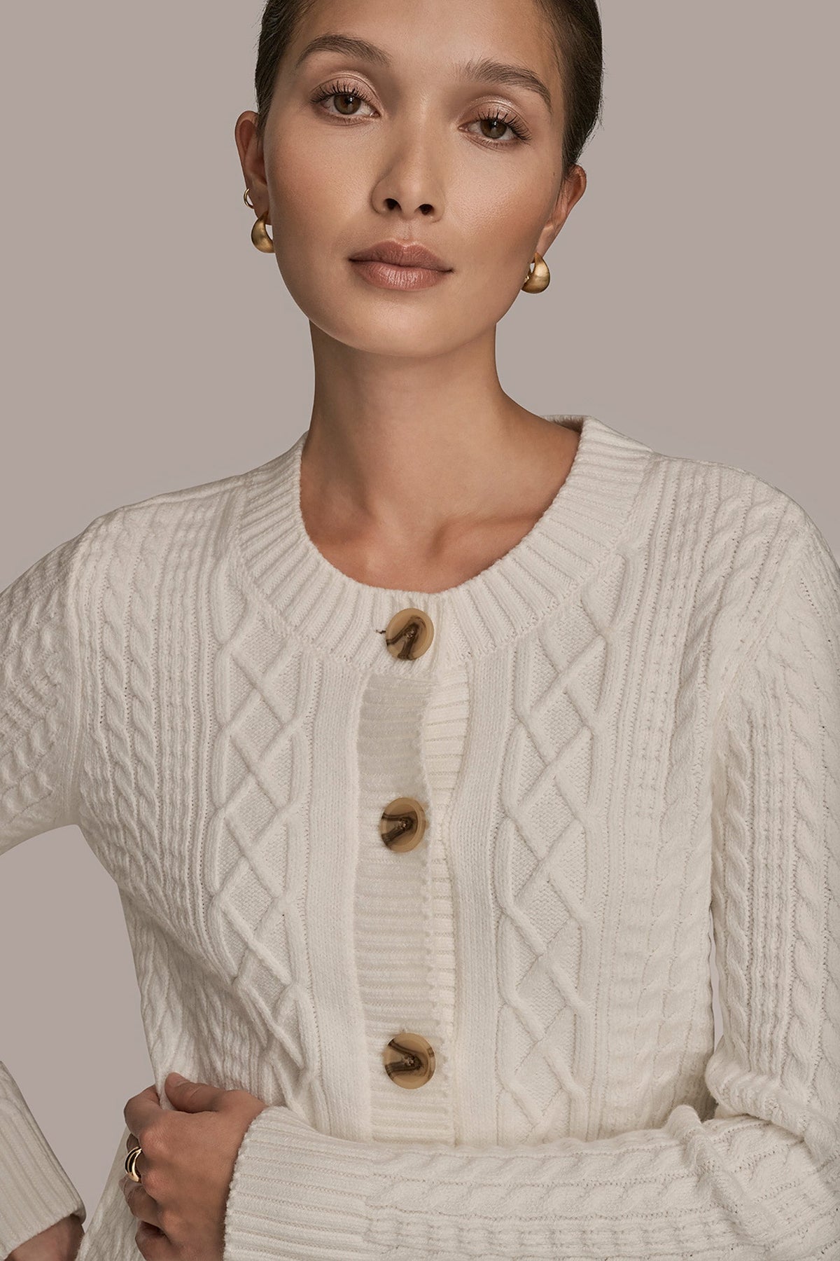 CABLE-KNIT LONG SLEEVE CARDIGAN - CREAM