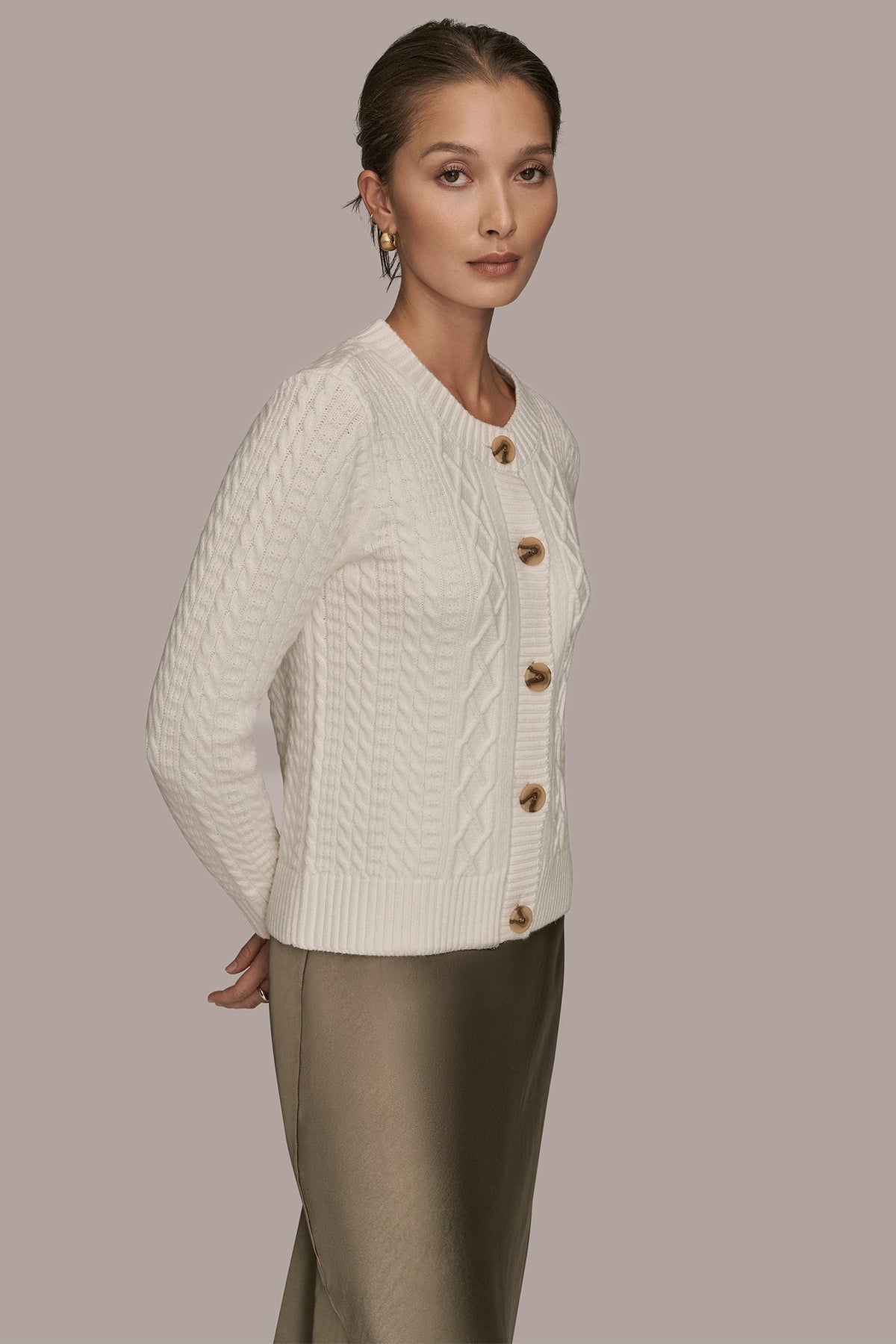CABLE-KNIT LONG SLEEVE CARDIGAN - CREAM