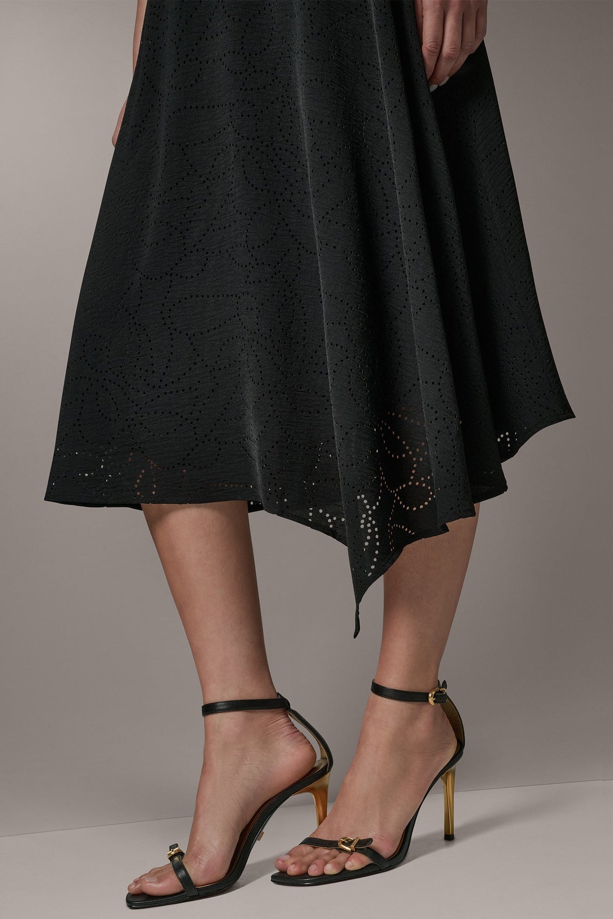 LASER CUT ASYMMETRIC MIDI SKIRT - Black