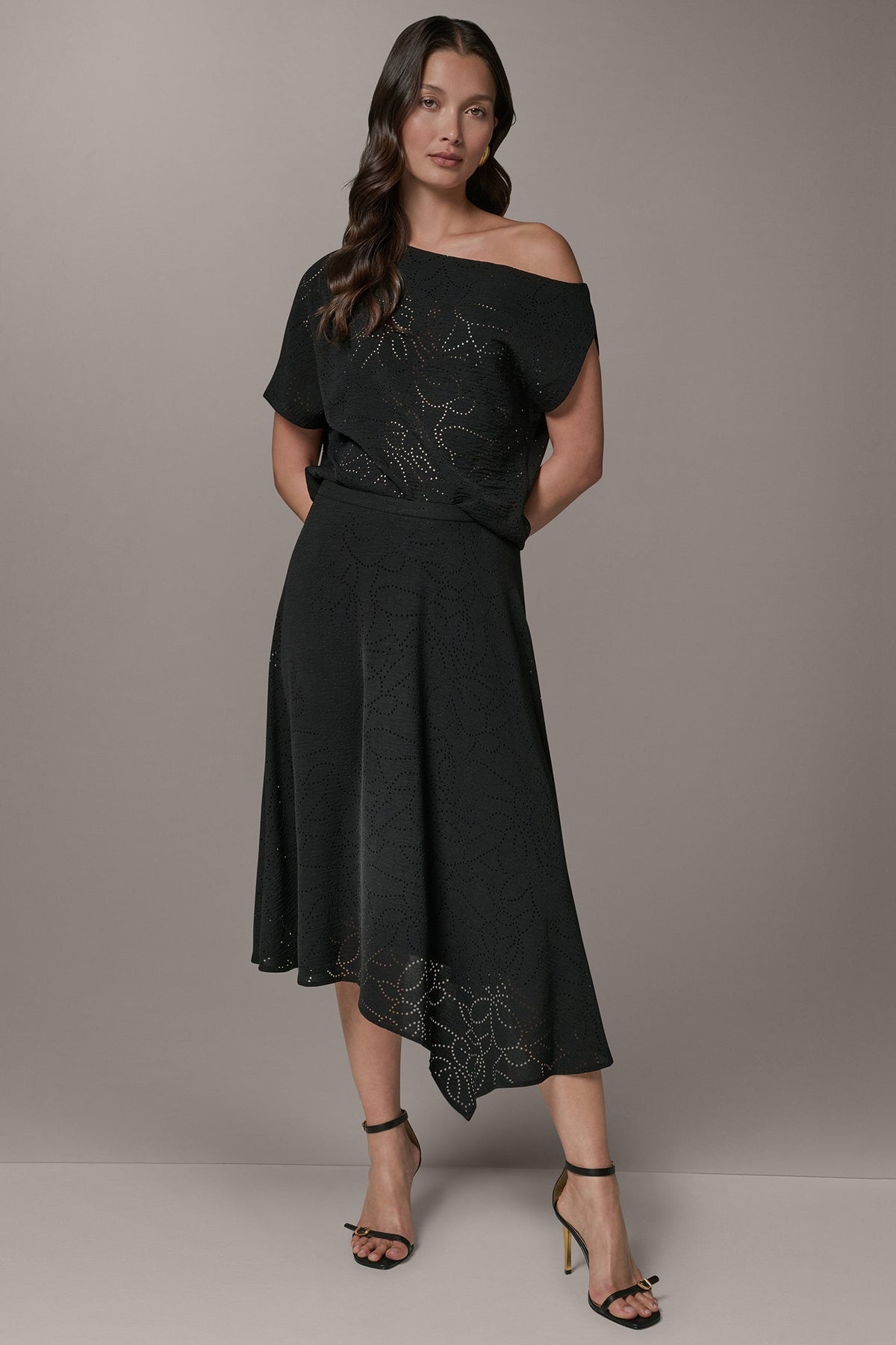 LASER CUT ASYMMETRIC MIDI SKIRT - Black