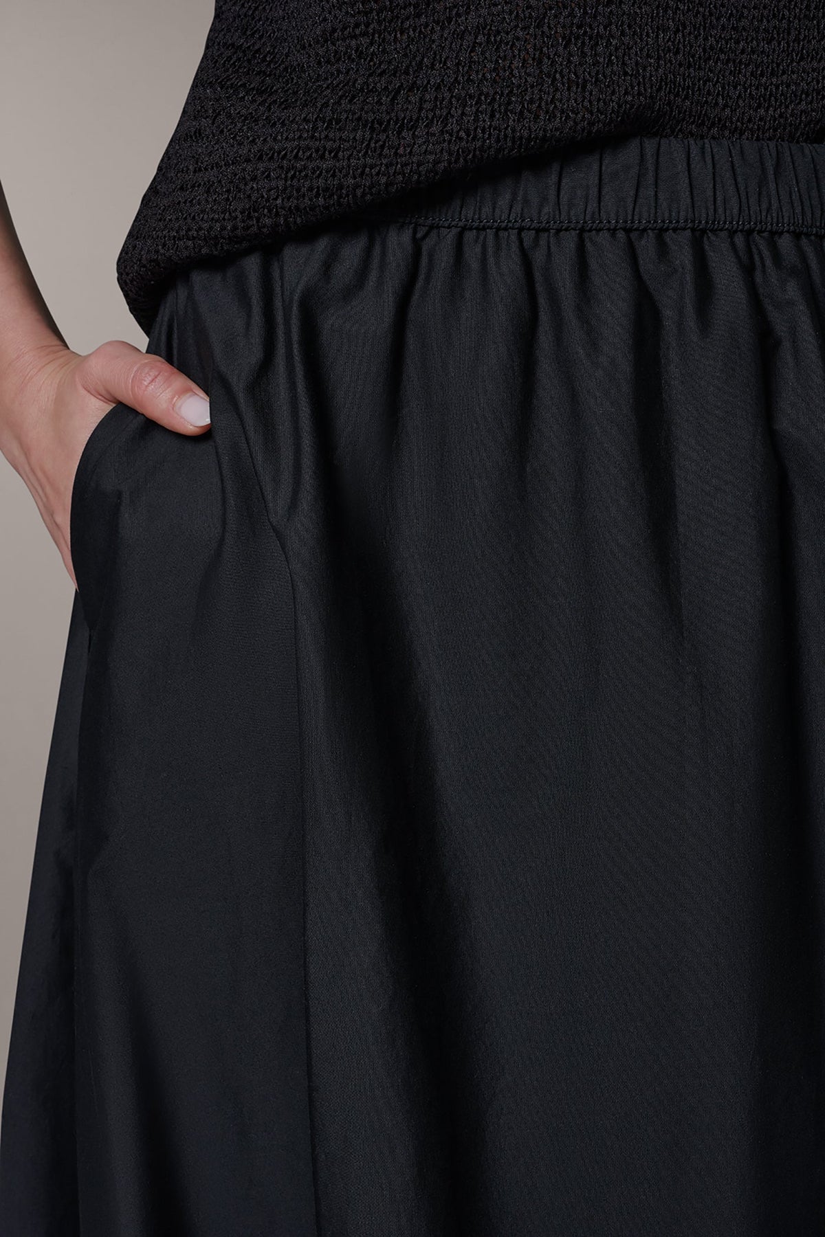 MIDI BUBBLE SKIRT - Black