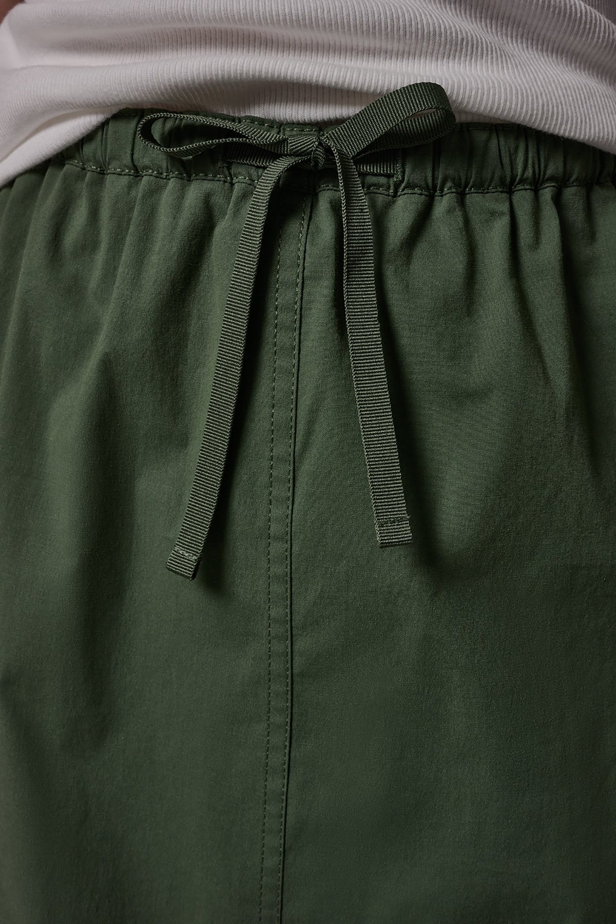 MIDI CARGO PENCIL SKIRT - Verde
