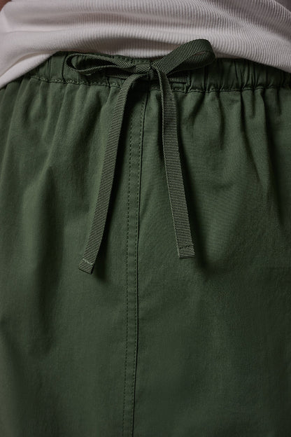 MIDI CARGO PENCIL SKIRT - Verde