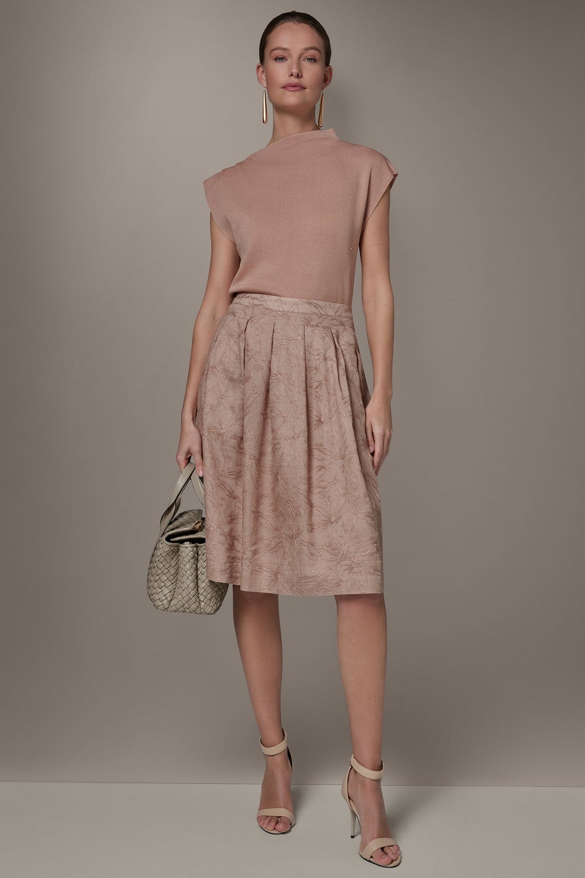 FLORAL EMBROIDERED PLEATED A-LINE SKIRT - Umbria
