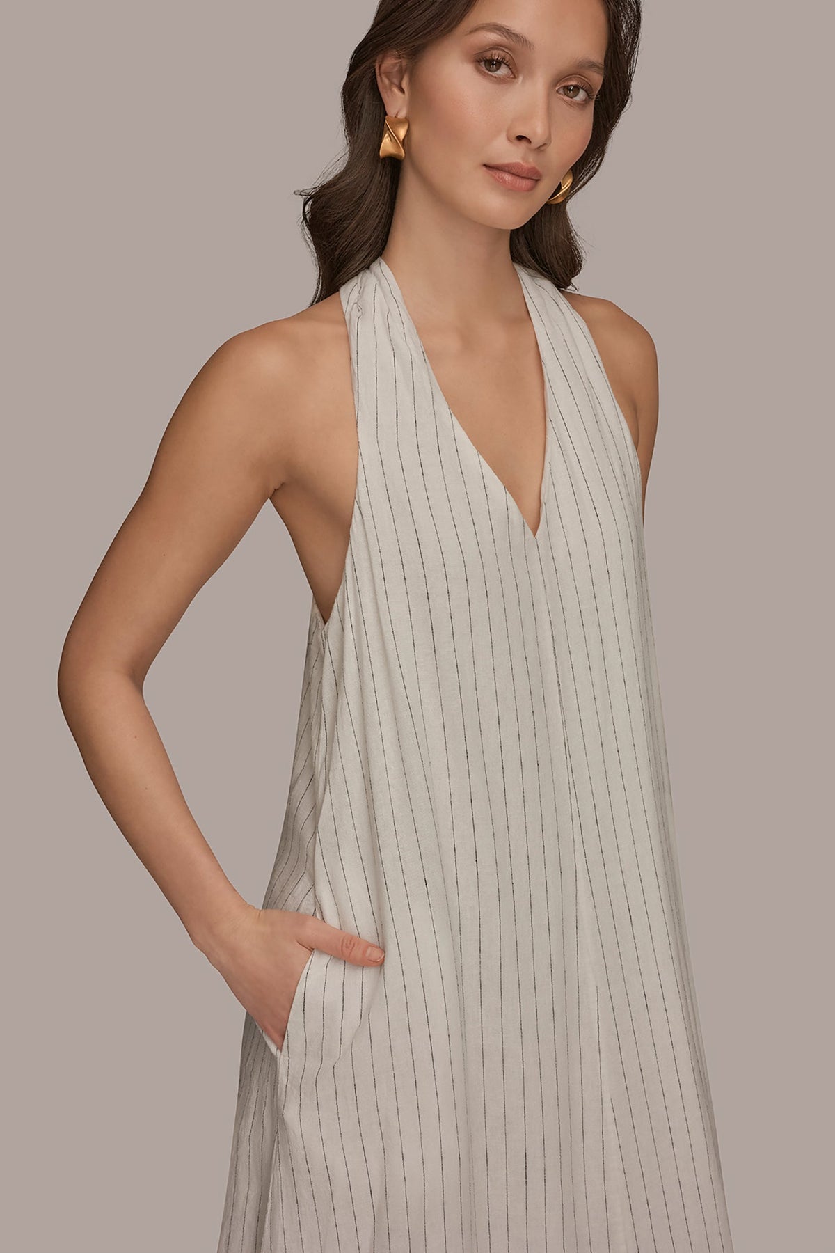 TWIST-BACK MIDI HALTER DRESS - Cream/Black