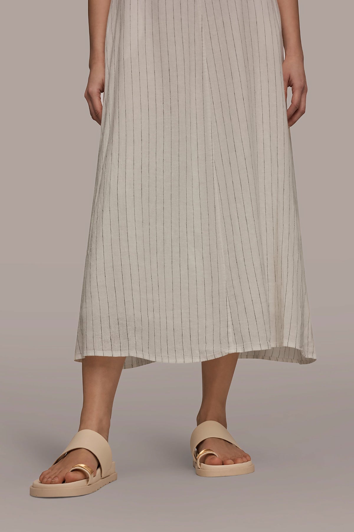 TWIST-BACK MIDI HALTER DRESS - Cream/Black