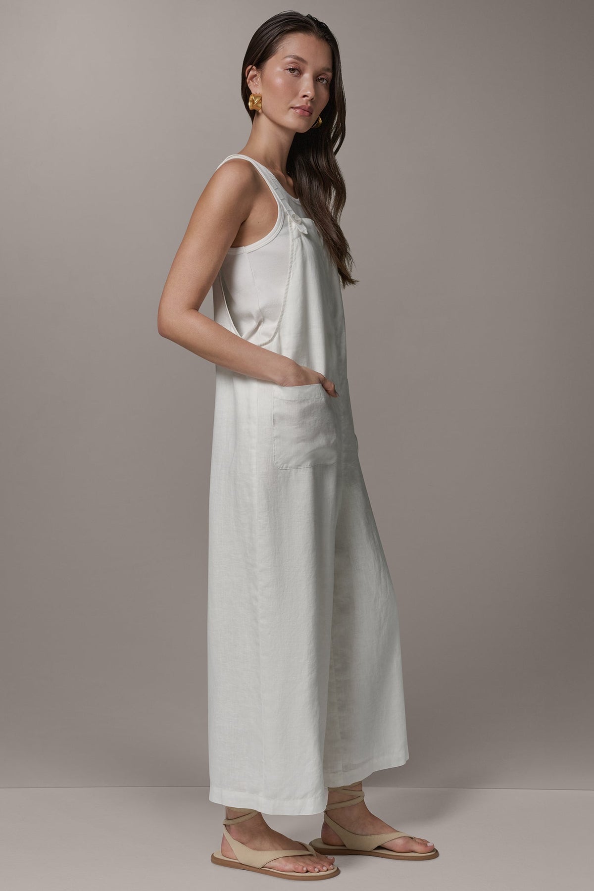 SLEEVELESS CROPPED JUMPER - Cream