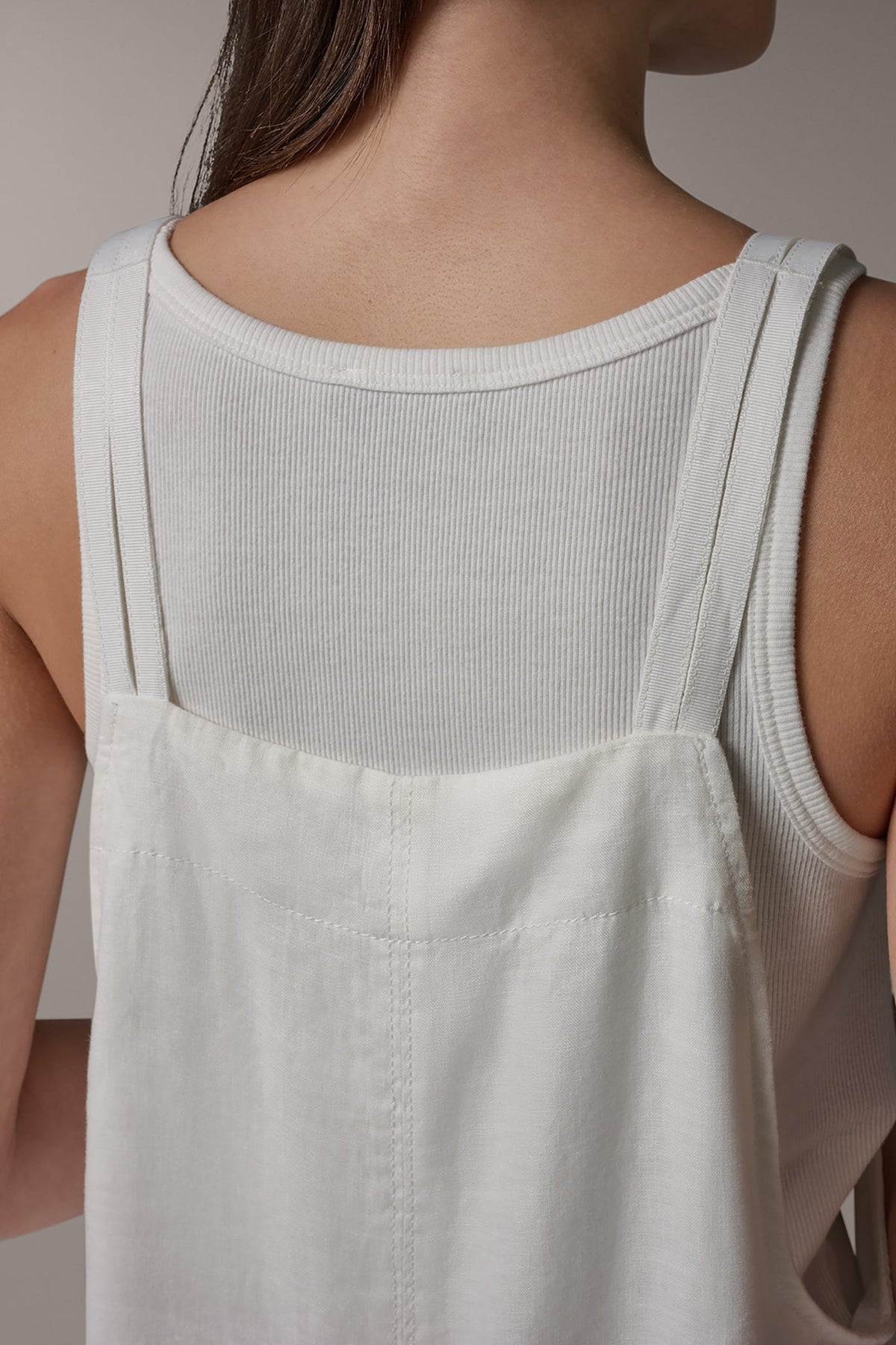 SLEEVELESS CROPPED JUMPER - Cream