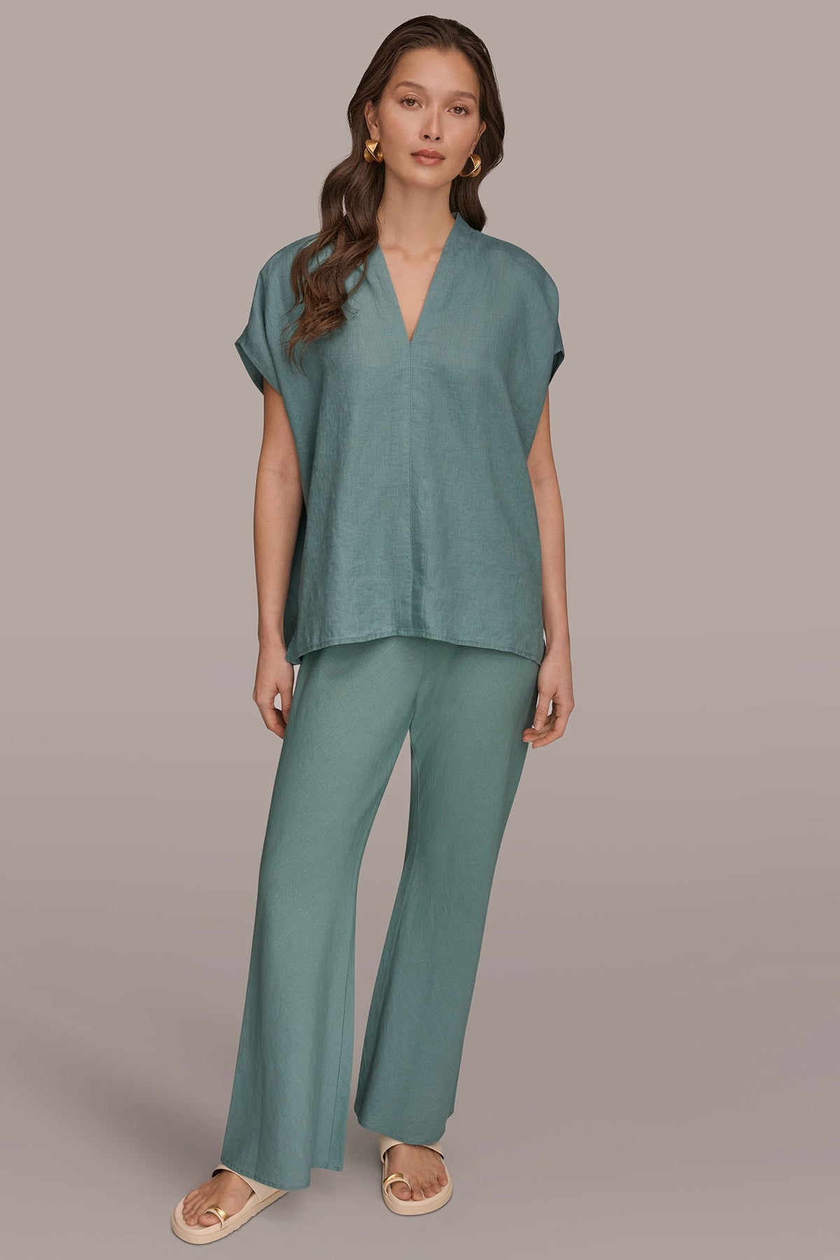 LINEN SLEEVELESS BLOUSE - Waterlily