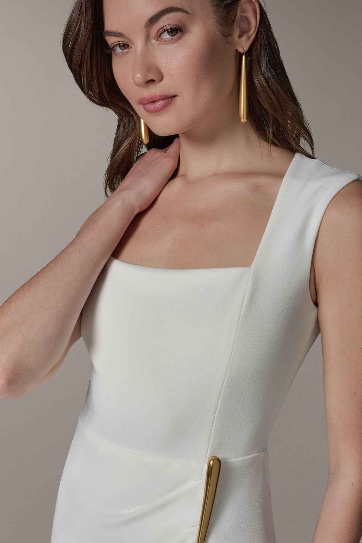 SLEEVELESS WRAP-EFFECT MIDI DRESS - Cream