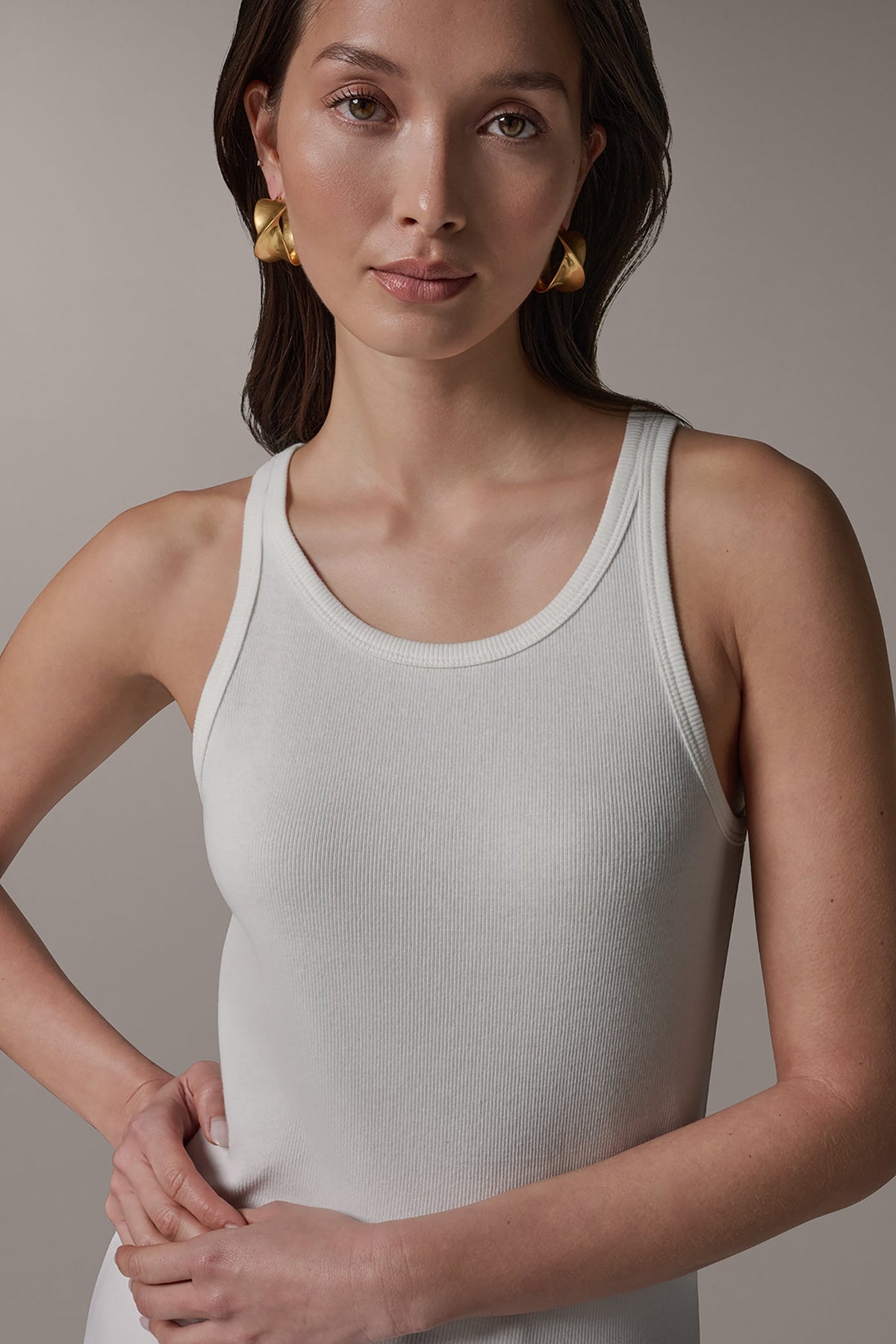 SLEEVELESS HALTER TANK - Cream