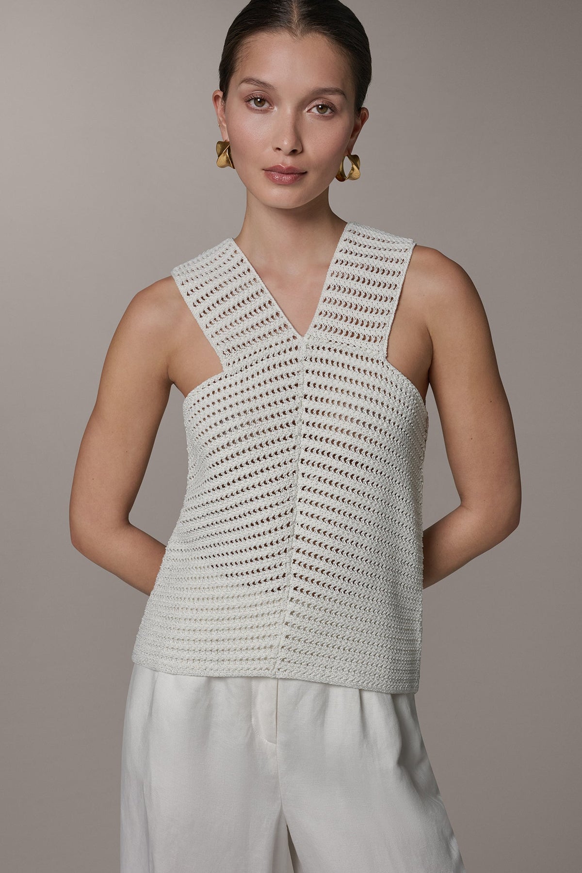 SLEEVELESS METALLIC SWEATER TANK - Cream
