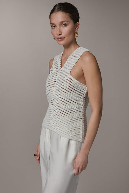 SLEEVELESS METALLIC SWEATER TANK - Cream