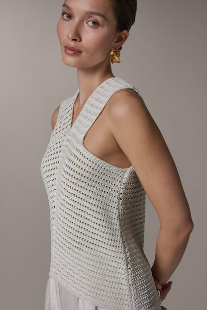 SLEEVELESS METALLIC SWEATER TANK - Cream