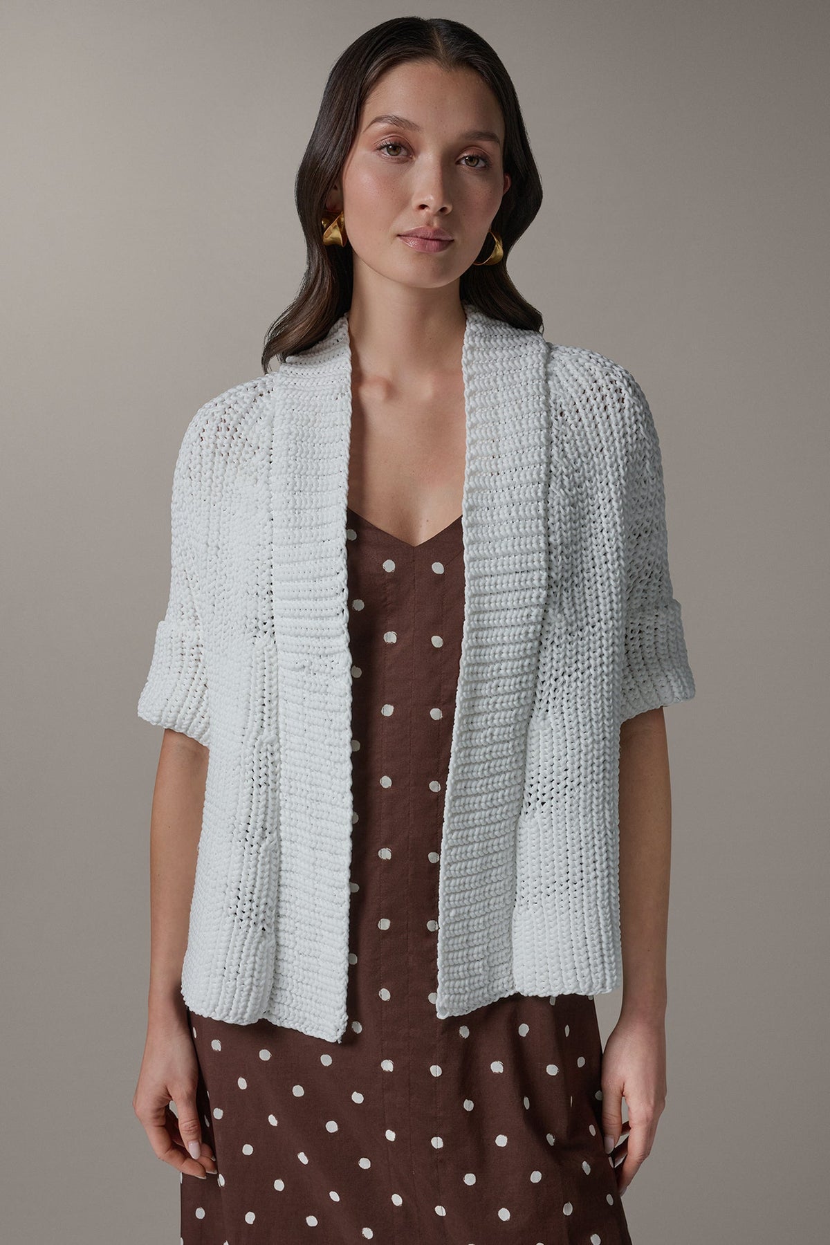 SHORT SLEEVE SWING CARDIGAN - Cream