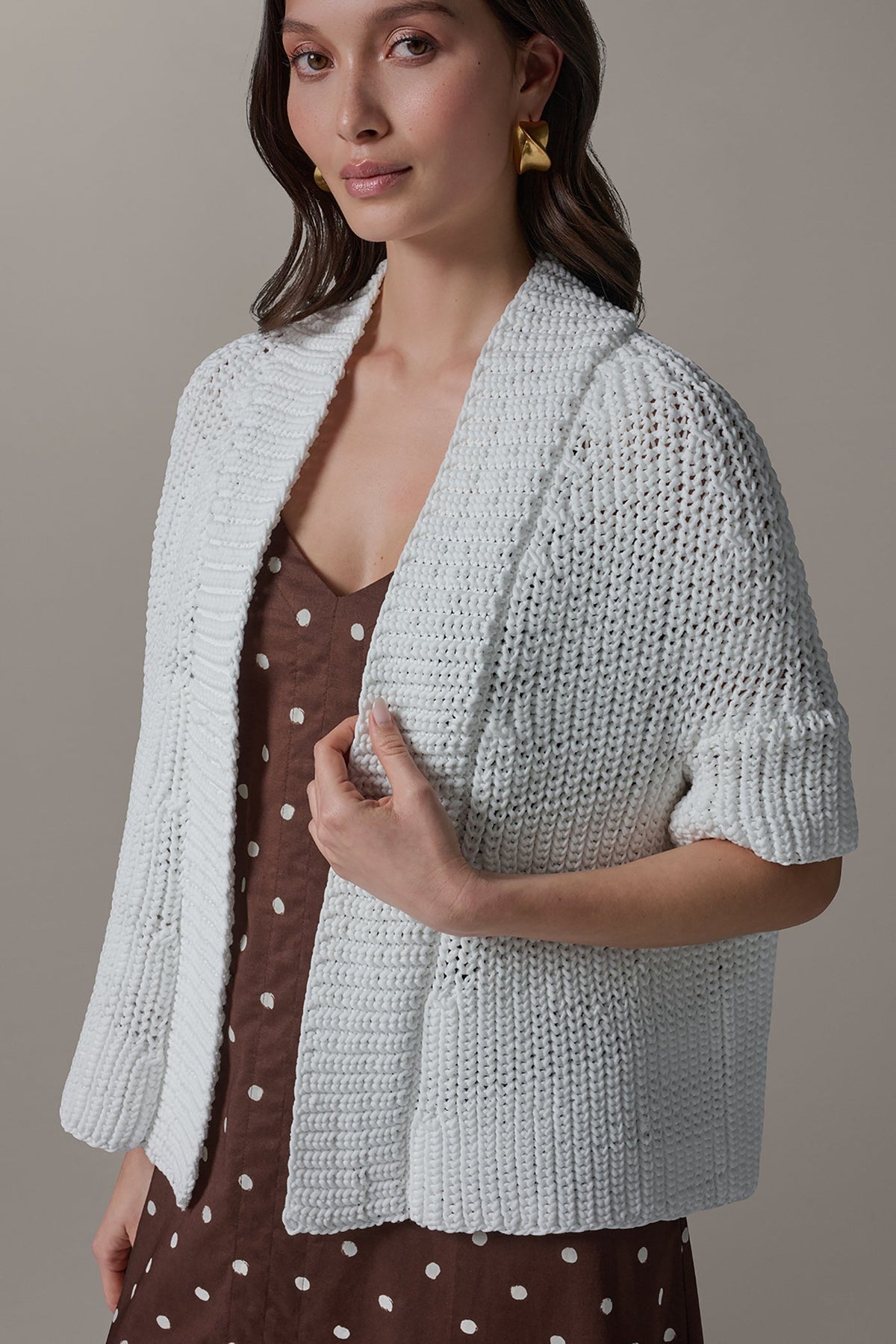 SHORT SLEEVE SWING CARDIGAN - Cream
