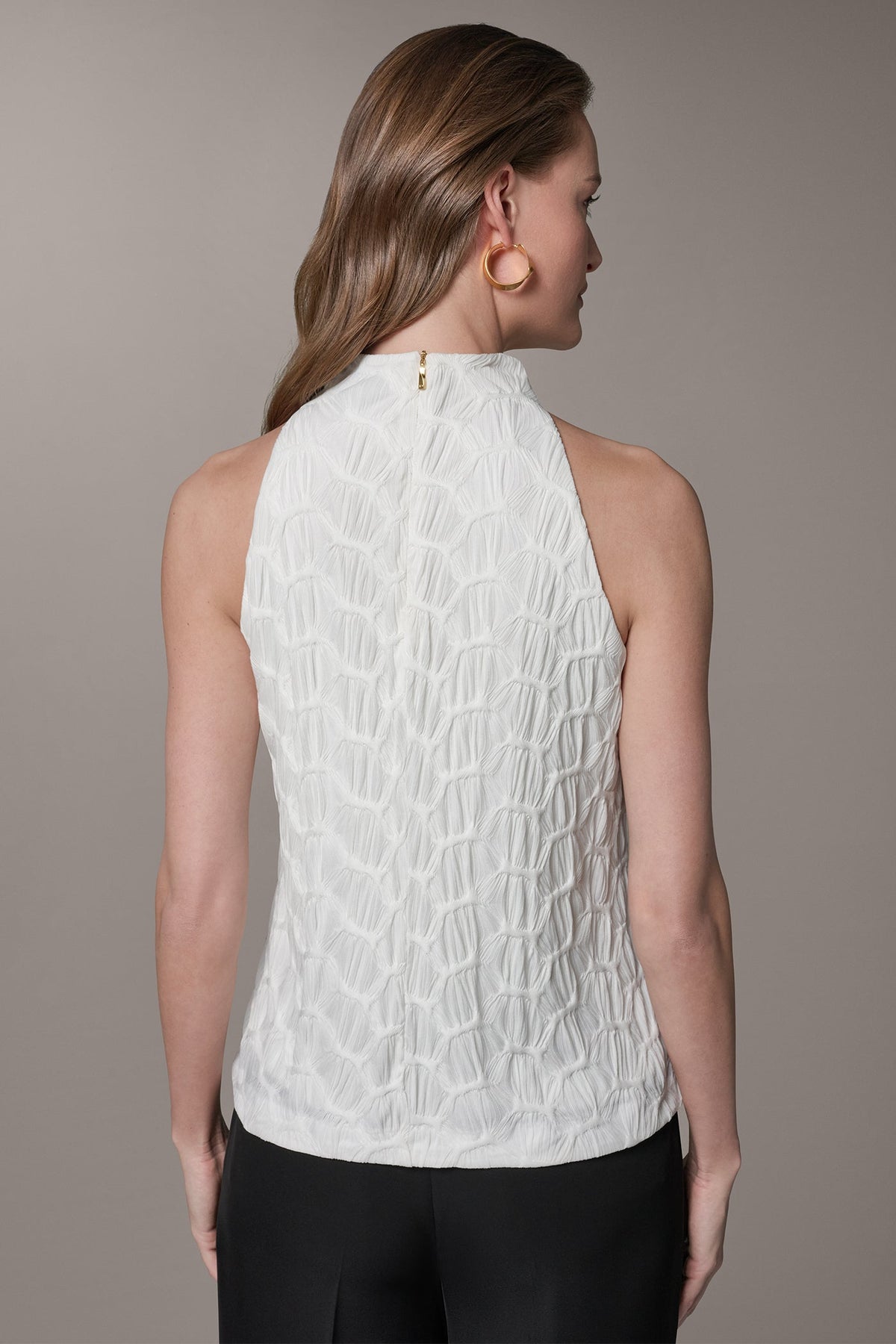 SLEEVELESS MOCK NECK BLOUSE - Cream