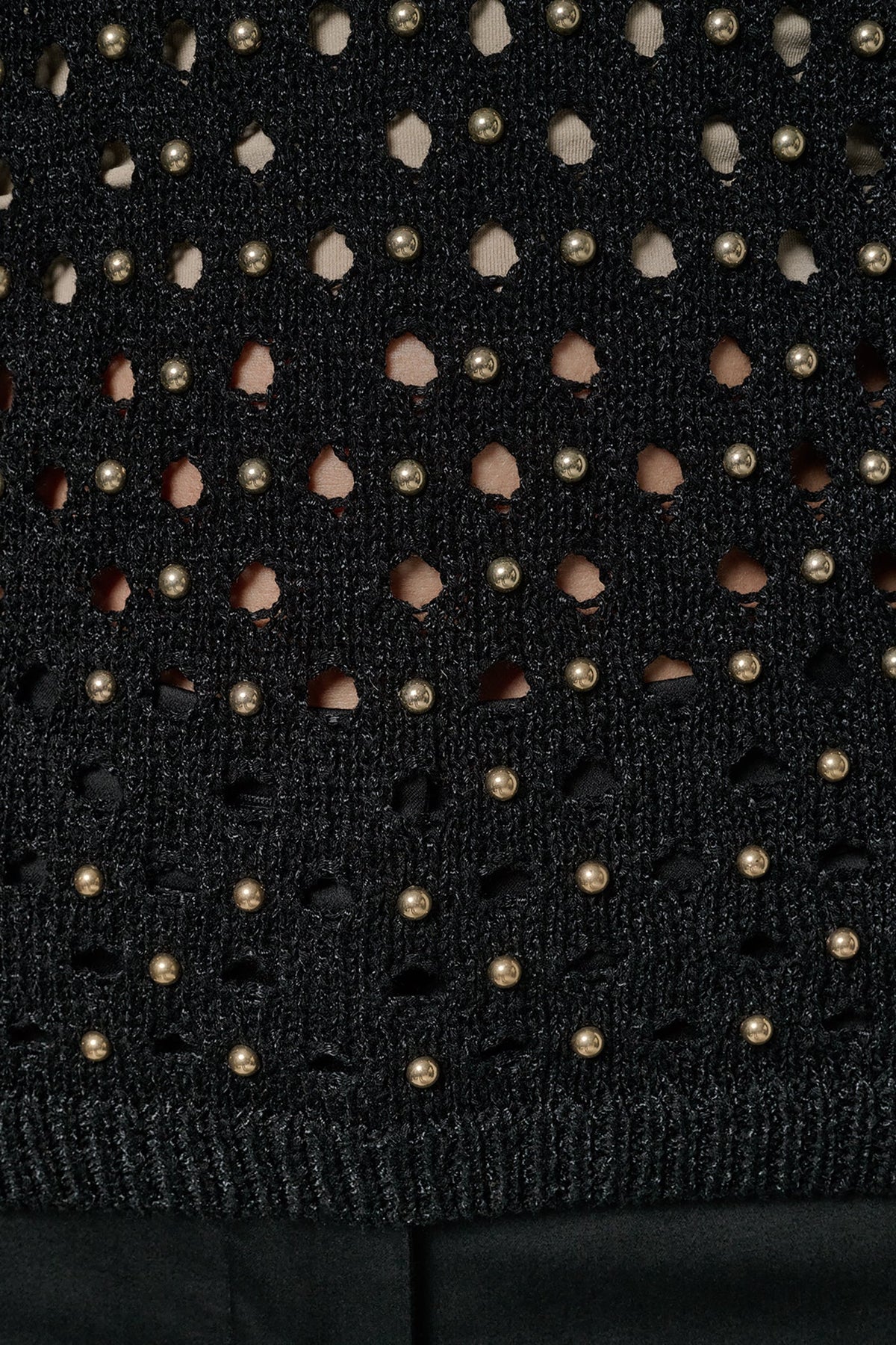 SLEEVELESS OPEN-STITCH HALTER SWEATER - Black