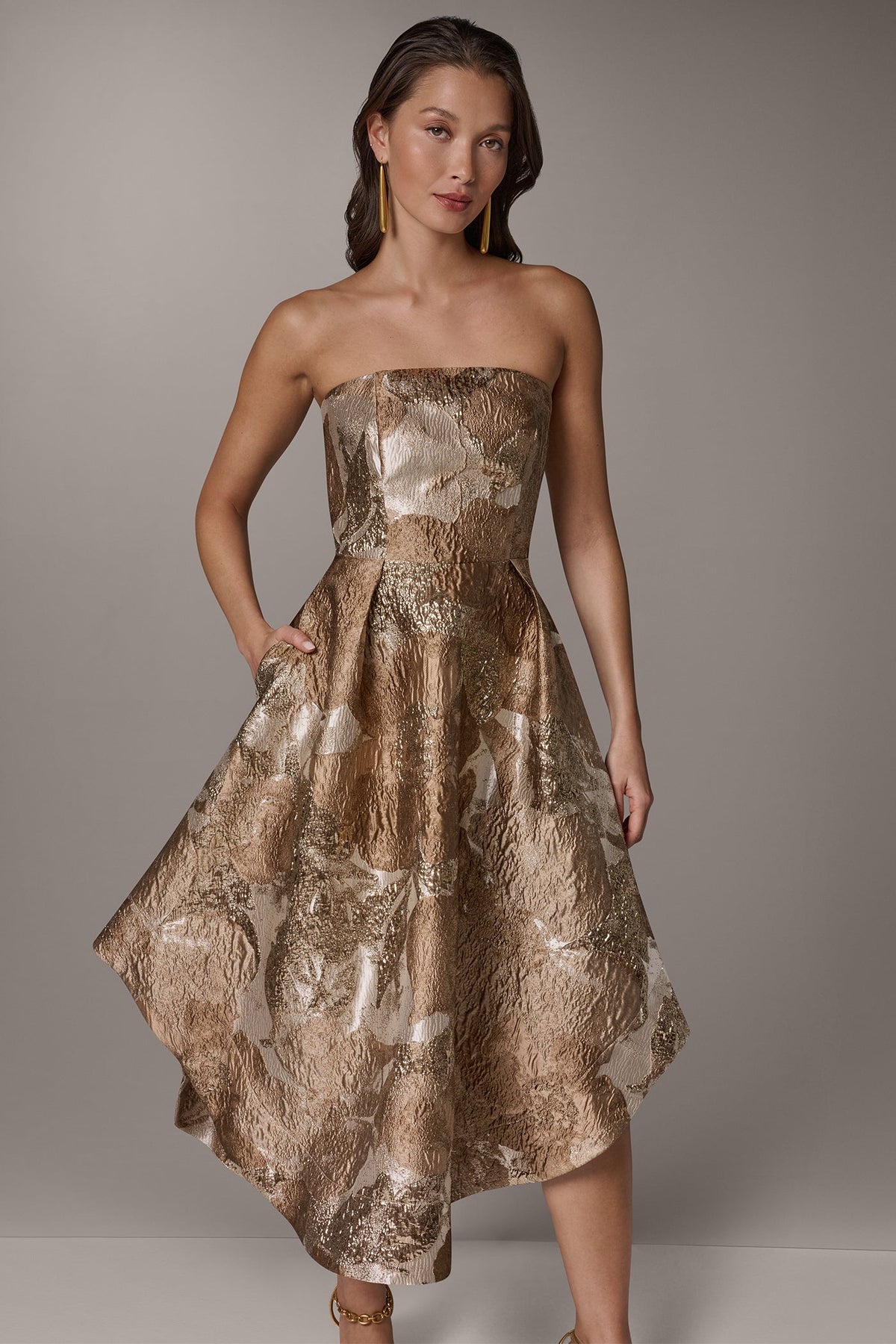 BROCADE STRAPLESS PLEATED MIDI GOWN - Umbria Multi