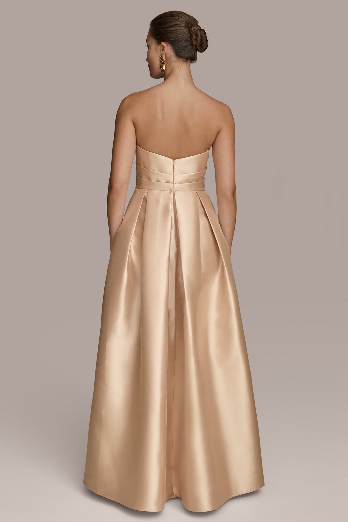 MIKADO STRAPLESS SWEETHEART BALL GOWN - Gold