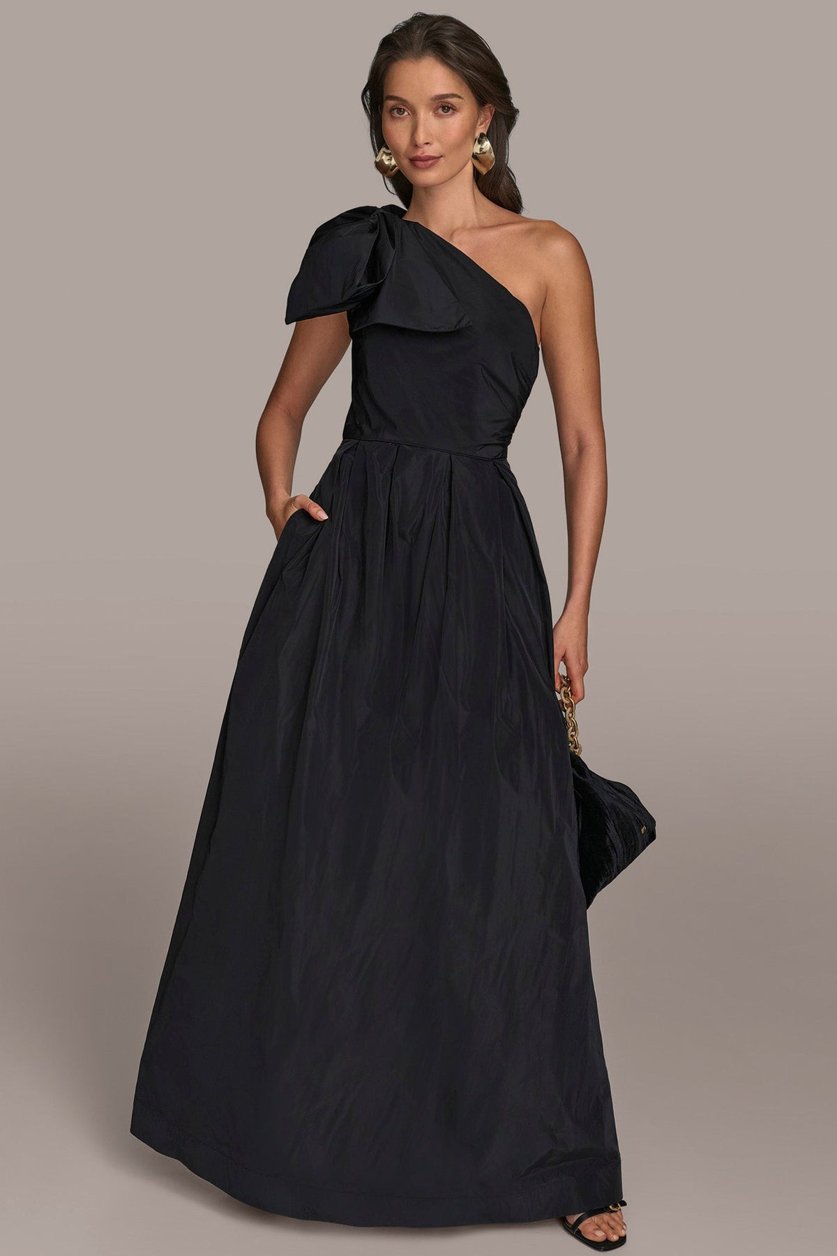 TAFFETA ONE-SHOULDER BALL GOWN - Black