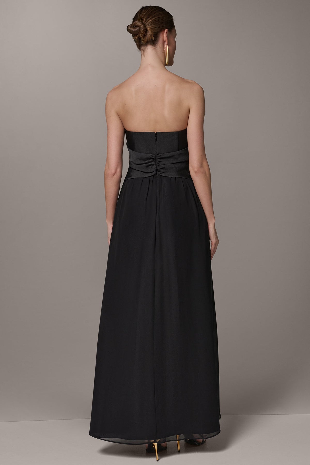 MIKADO AND CHIFFON STRAPLESS TWIST GOWN - Black