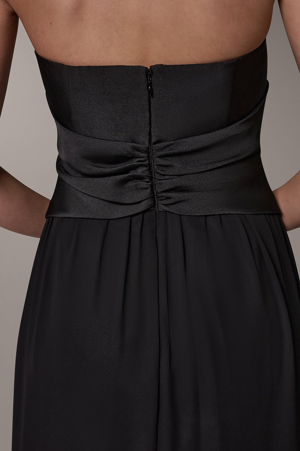 MIKADO AND CHIFFON STRAPLESS TWIST GOWN - Black