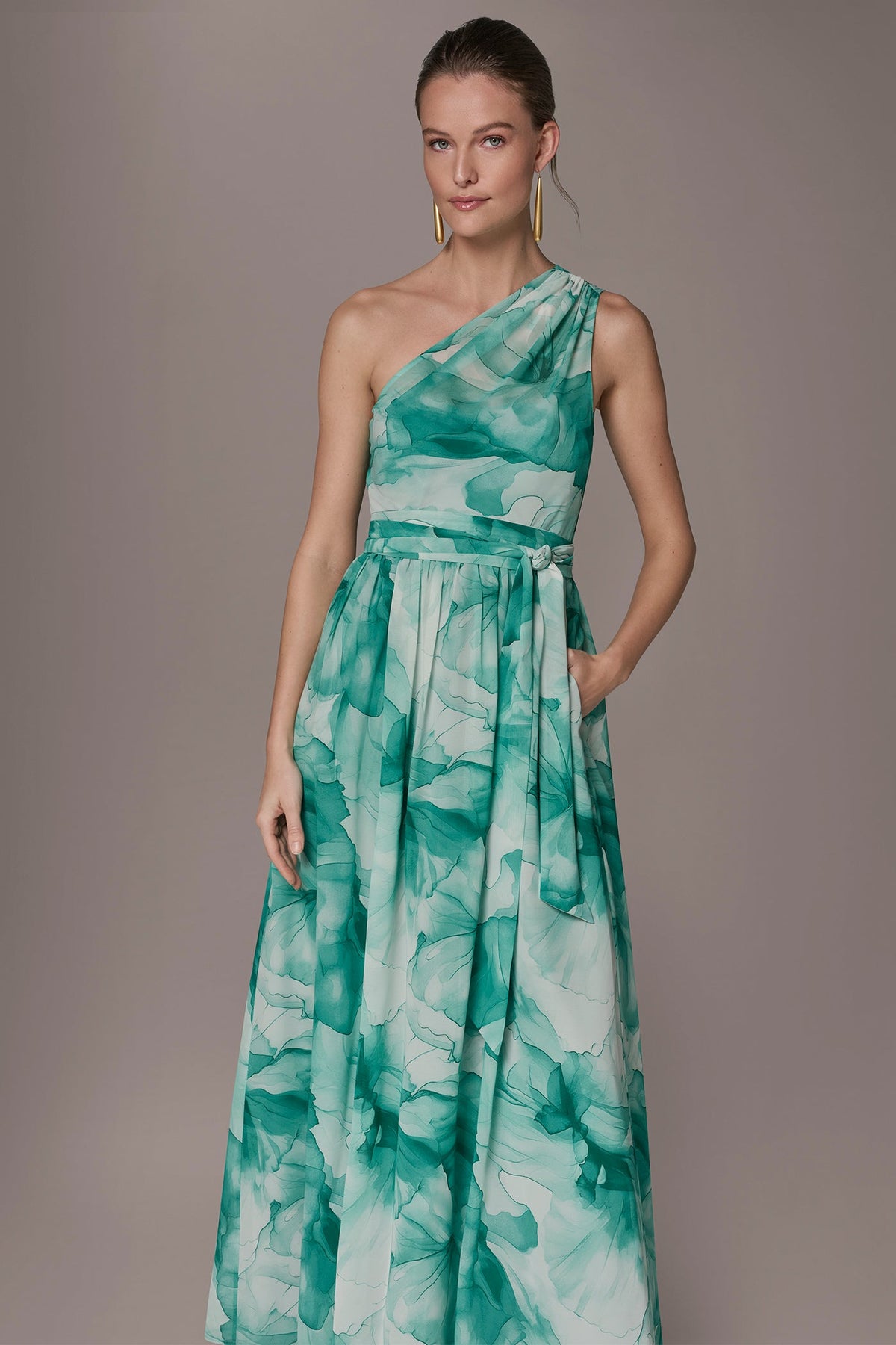 CHIFFON FLORAL ONE-SHOULDER GOWN - Lawn Multi