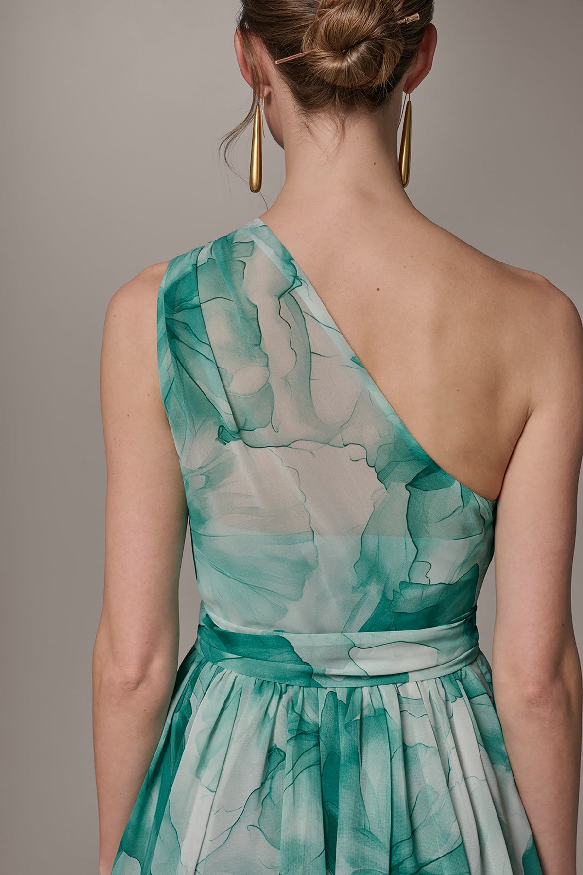 CHIFFON FLORAL ONE-SHOULDER GOWN - Lawn Multi