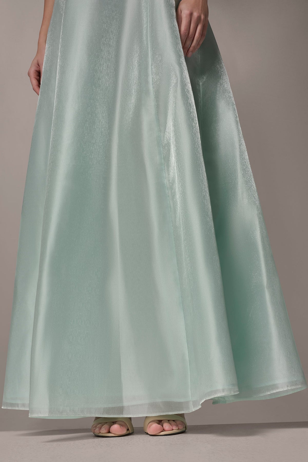 ORGANZA TWIST ONE-SHOULDER BALL GOWN - Skylight