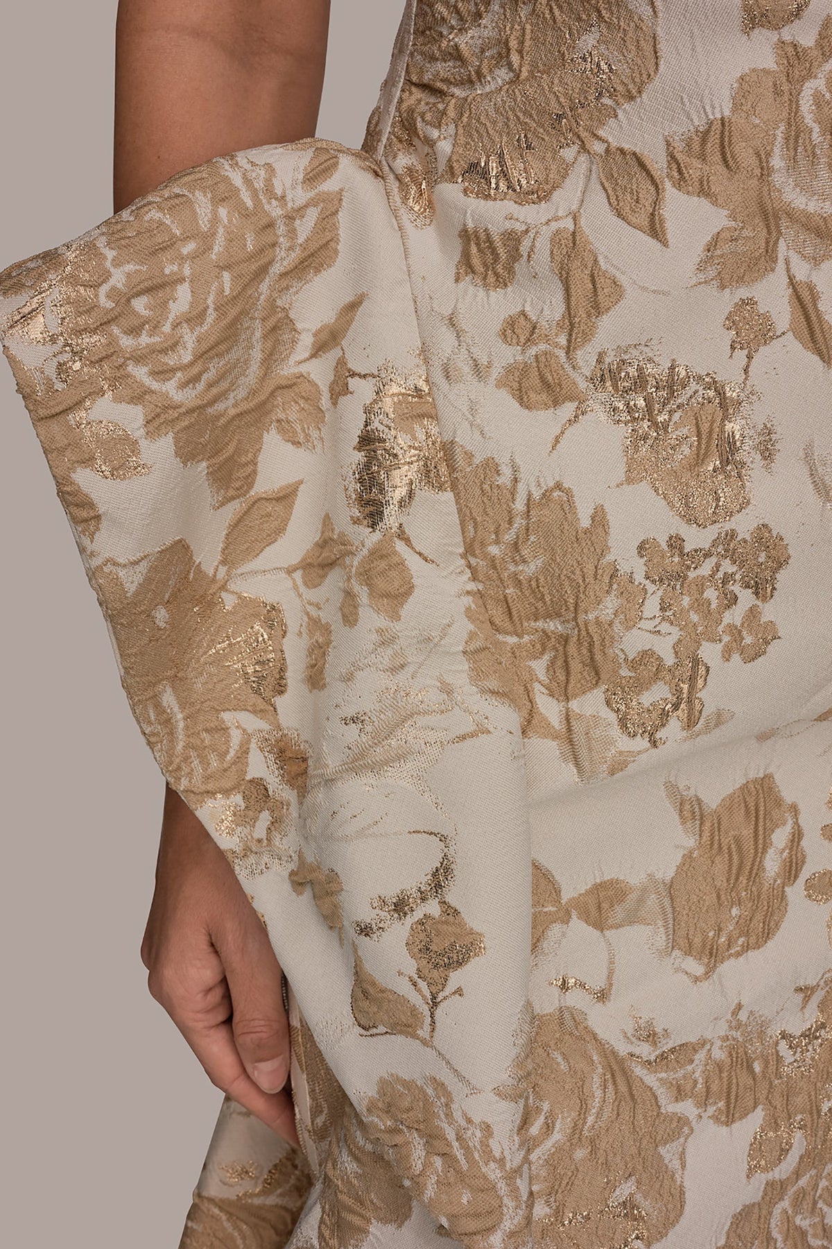 FLORAL-JACQUARD ONE-SHOULDER RUFFLE GOWN - Gold Multi