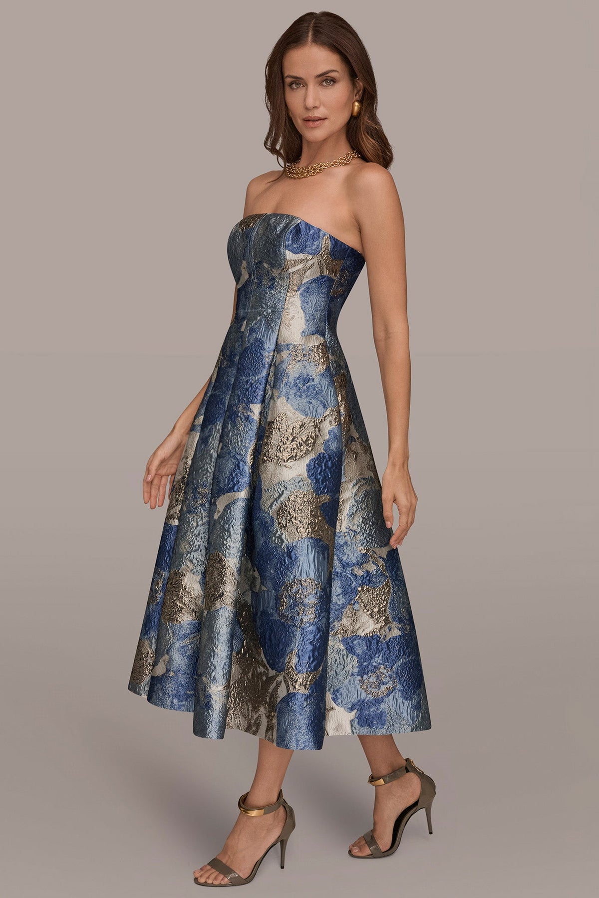 METALLIC FLORAL-JACQUARD SLEEVELESS MIDI GOWN - Washed Indigo Multi