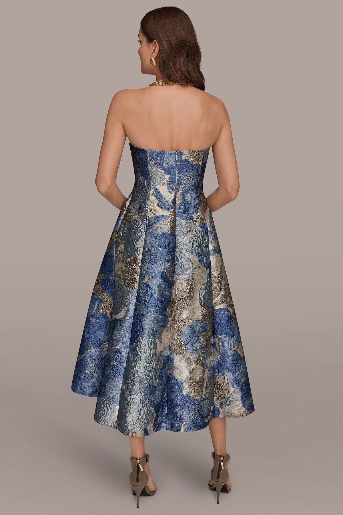 METALLIC FLORAL-JACQUARD SLEEVELESS MIDI GOWN - Washed Indigo Multi