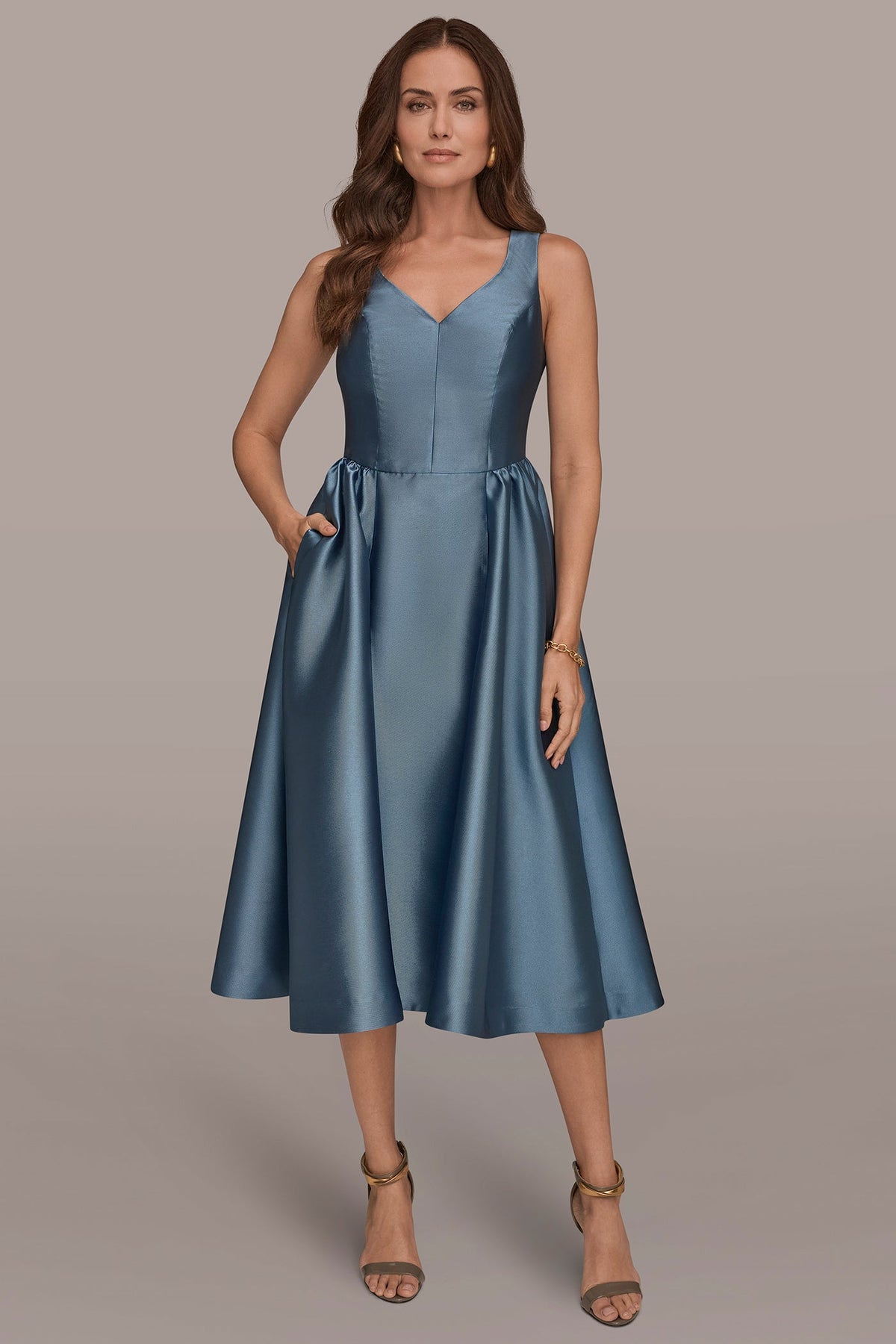 MIKADO SLEEVELESS FLORAL MIDI GOWN - Washed Indigo