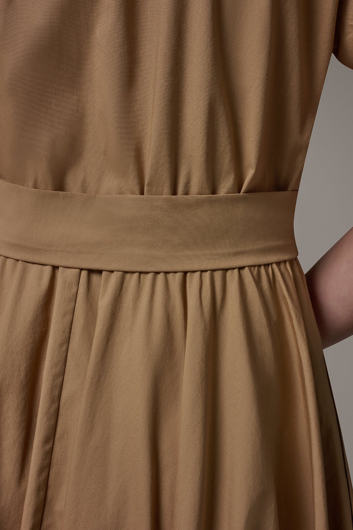 SHORT SLEEVE TIE FRONT MAXI SHIRT DRESS - Fawn