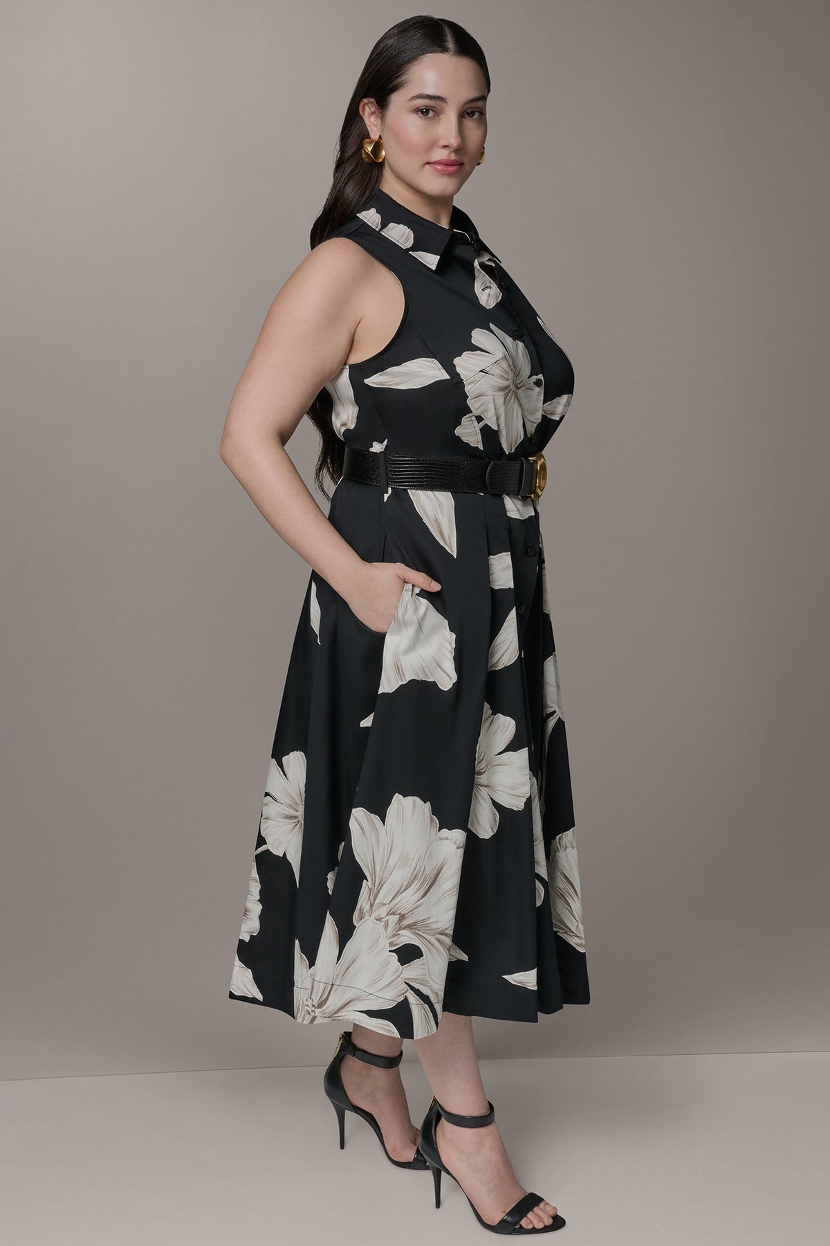 SLEEVELESS MIDI HALTER SHIRT DRESS - Black Multi