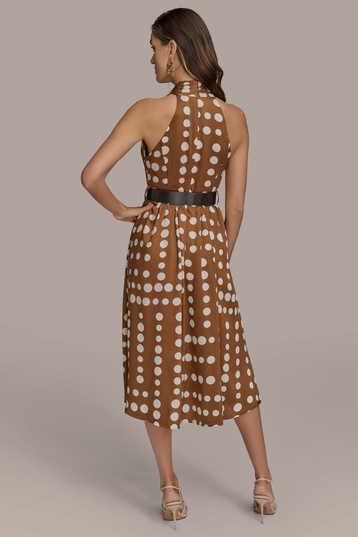 SLEEVELESS POLKA DOT MIDI FIT AND FLARE DRESS - Russet/Light Canvas