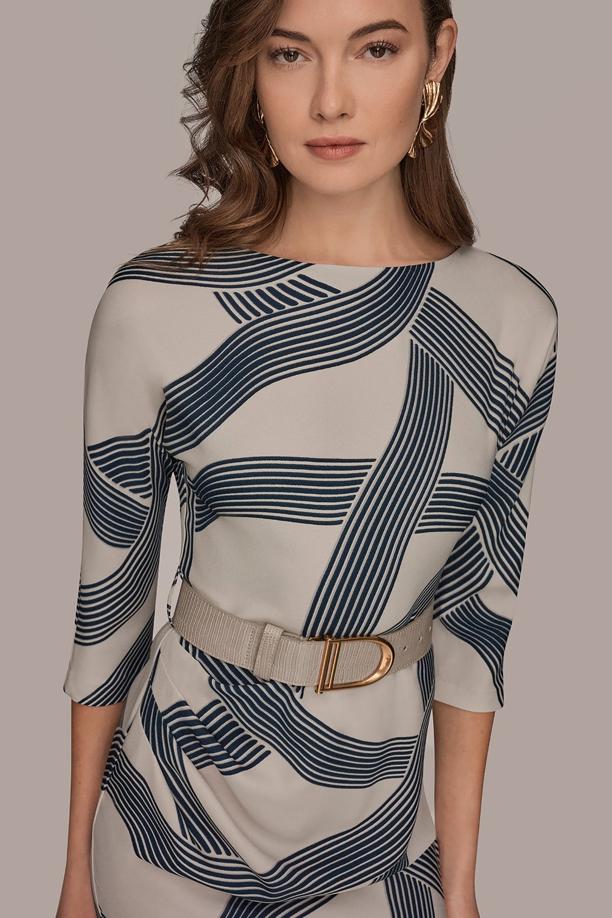 PRINTED 3/4 SLEEVE SHEATH DRESS - VELLUM/NIGHTFALL