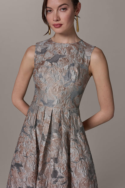 SLEEVELESS FLORAL MIDI FIT AND FLARE GOWN - Grey Multi