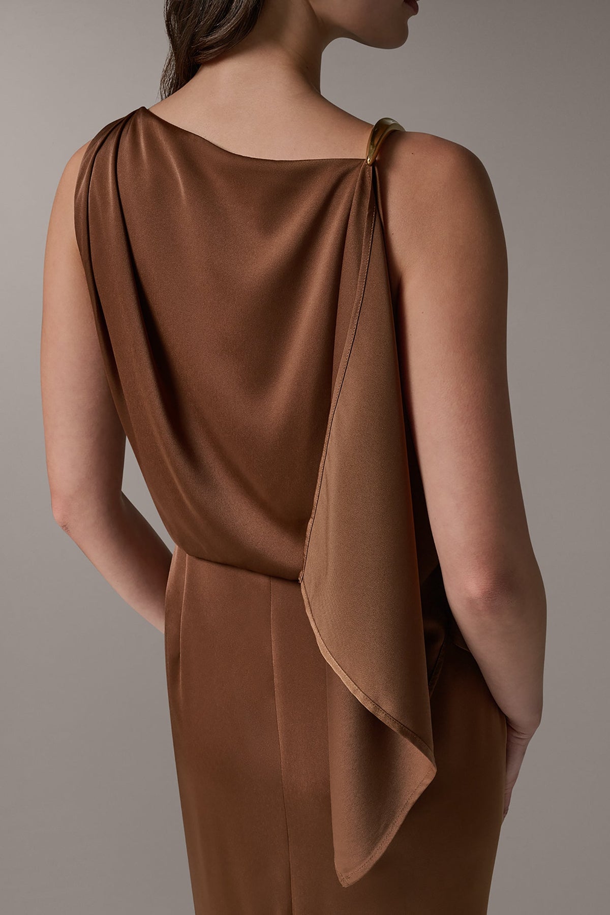 SLEEVELESS ASYMMETRIC MIDI DRESS - Russet