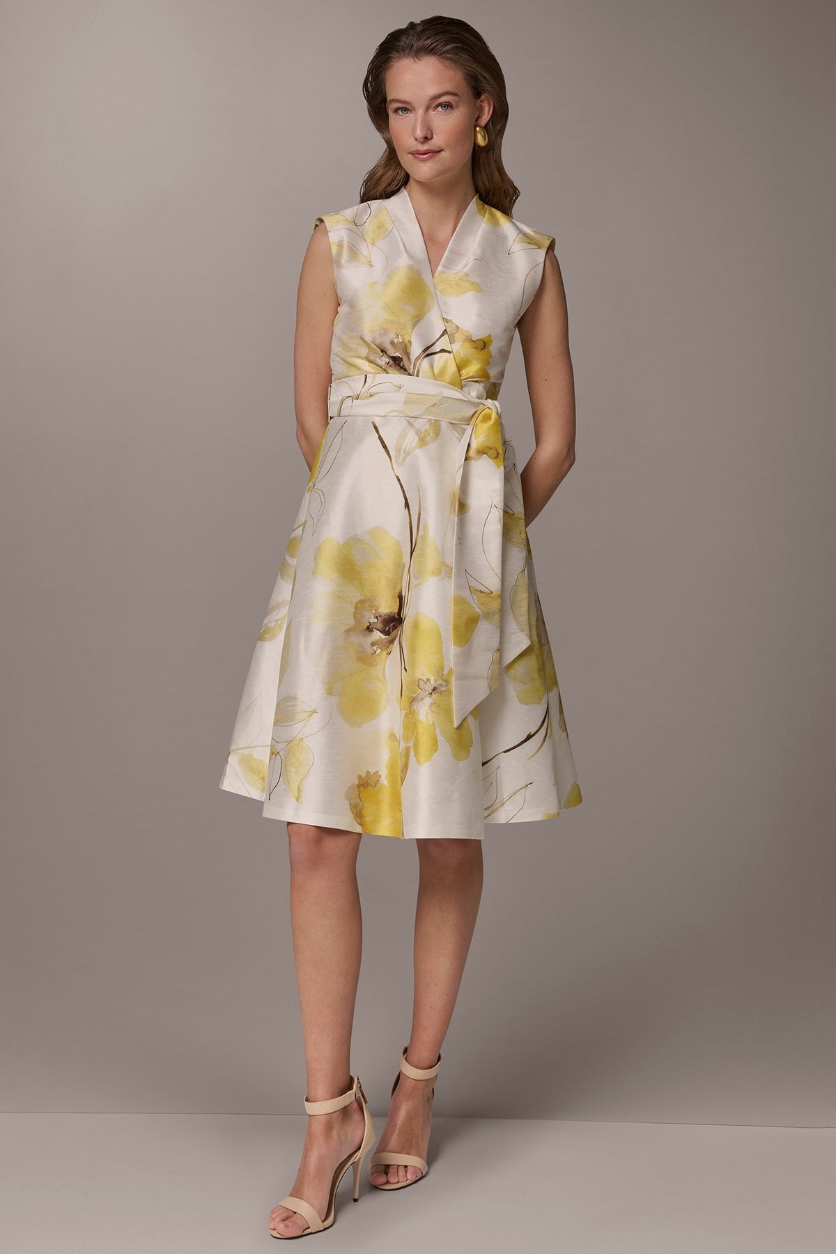 FLORAL JACQUARD WRAP-EFFECT MIDI DRESS - Limoncello Multi