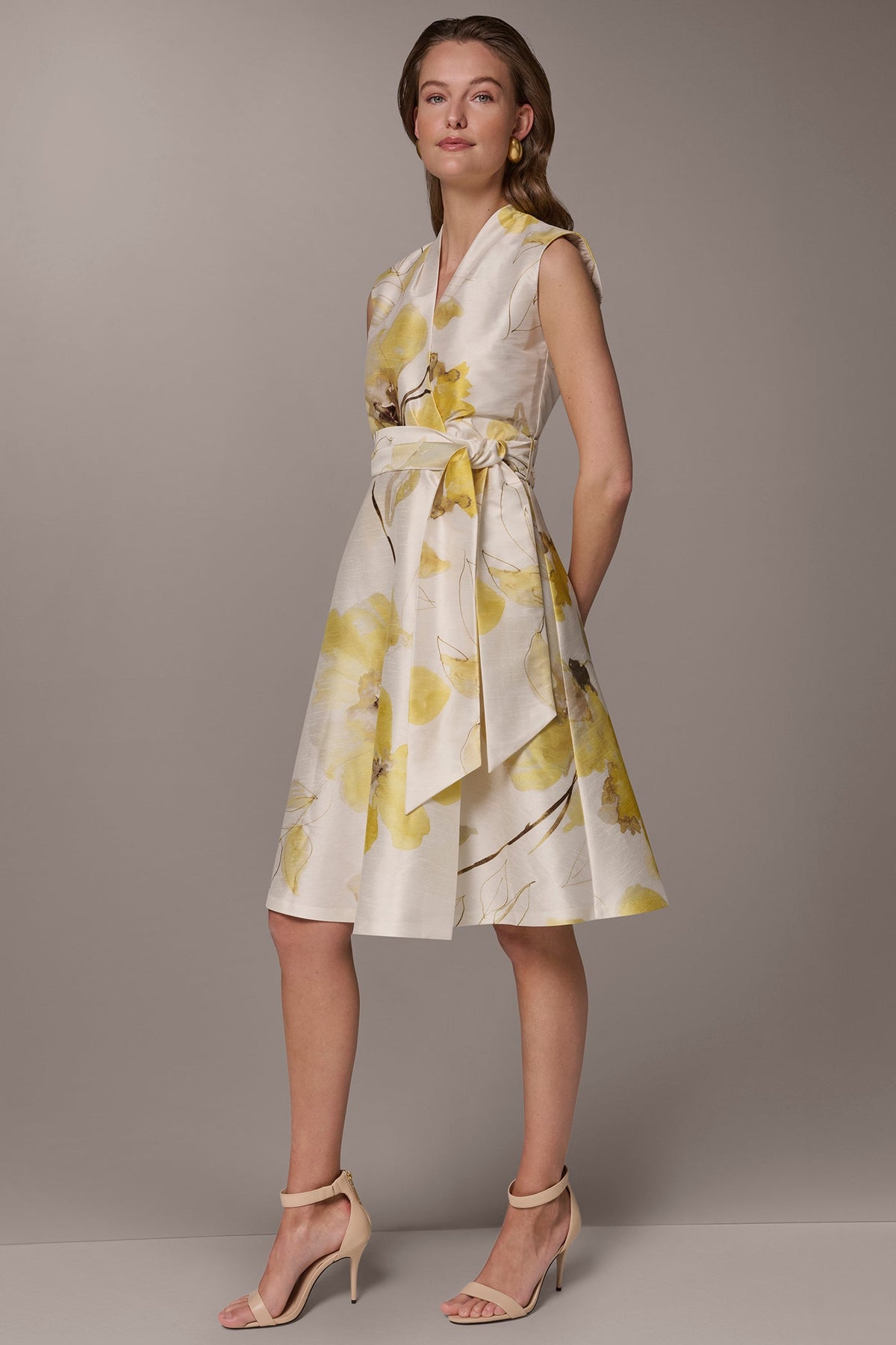 FLORAL JACQUARD WRAP-EFFECT MIDI DRESS - Limoncello Multi