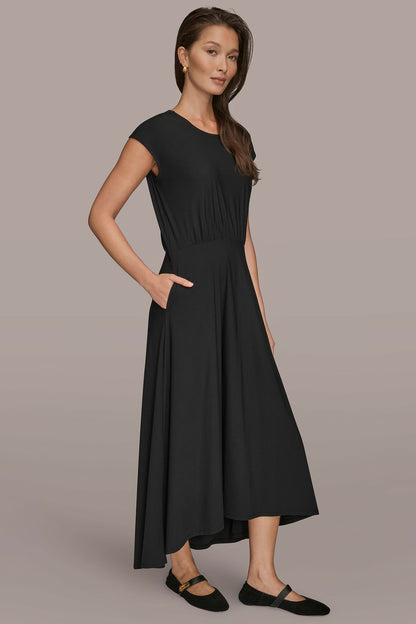 THE MODERN TRAVEL MIDI FIT AND FLARE DRESS - Black