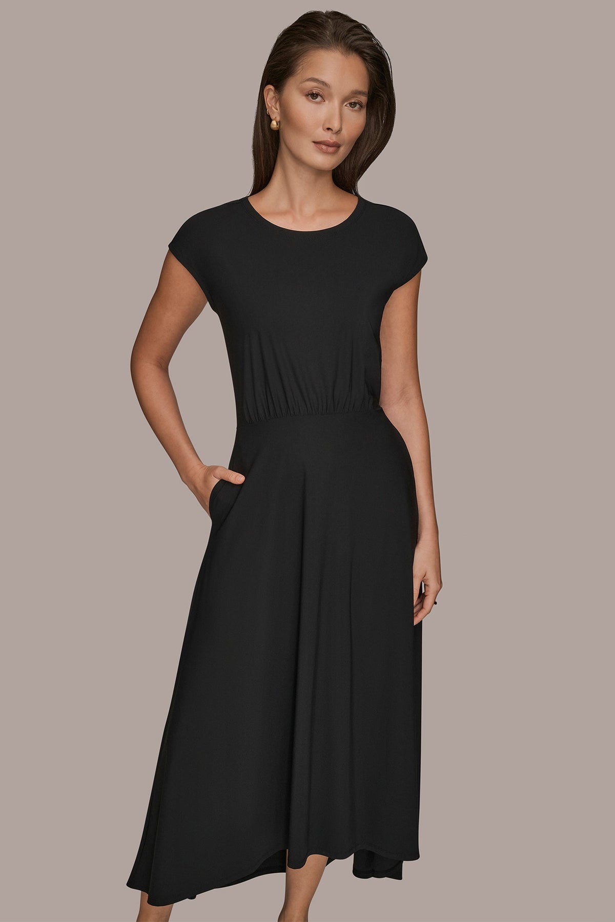 THE MODERN TRAVEL MIDI FIT AND FLARE DRESS - Black