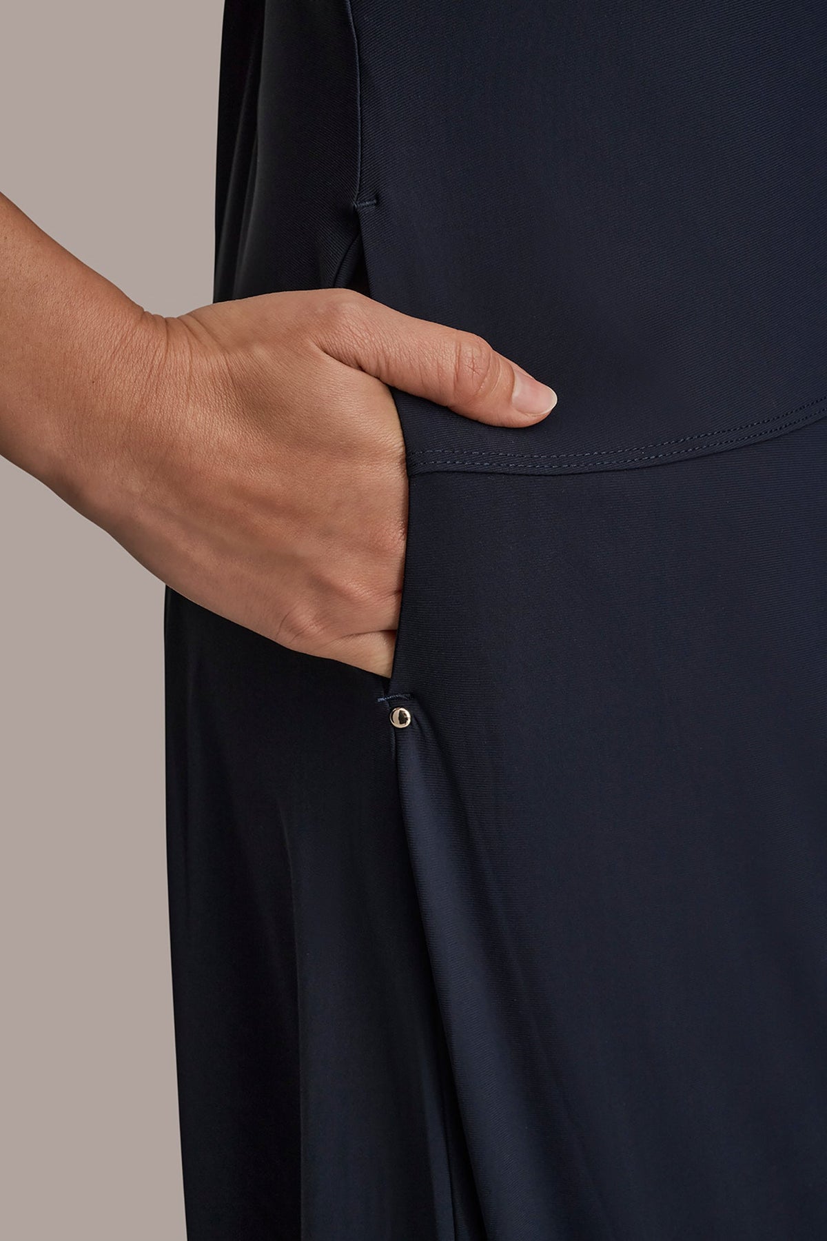 THE MODERN TRAVEL ELBOW SLEEVE MIDI POLO DRESS - NIGHTFALL