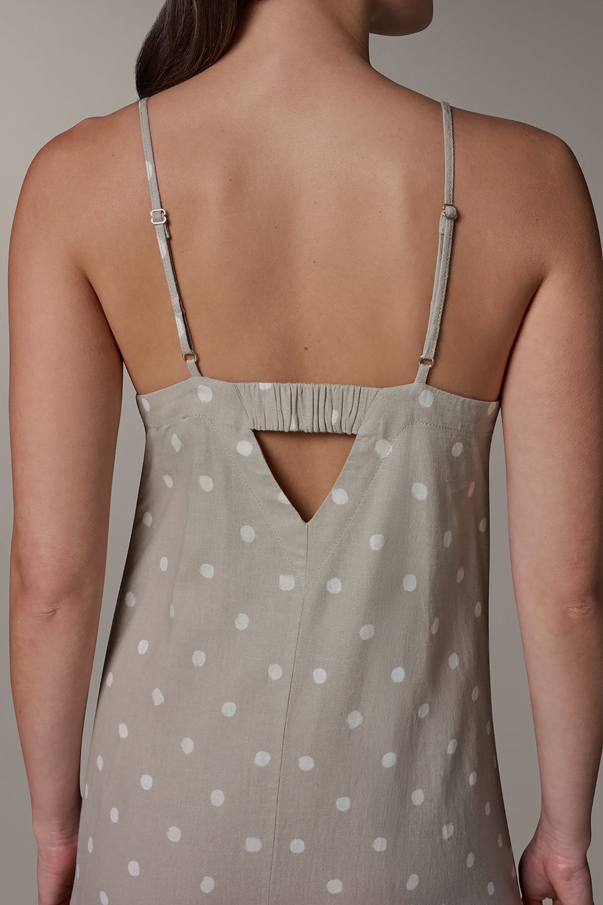 SLEEVELESS MAXI CUTOUT DRESS - Sandstone