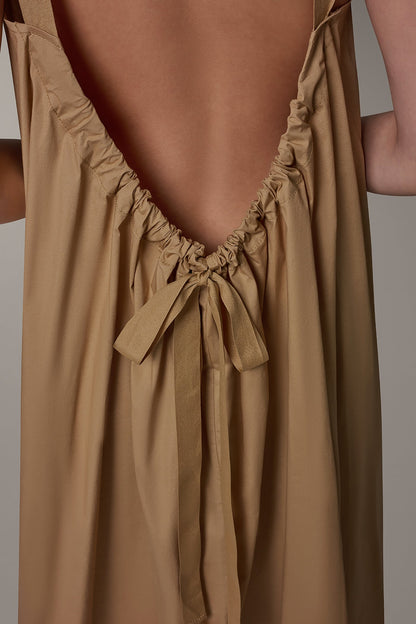 SLEEVELESS MAXI TRAPEZE DRESS - Fawn