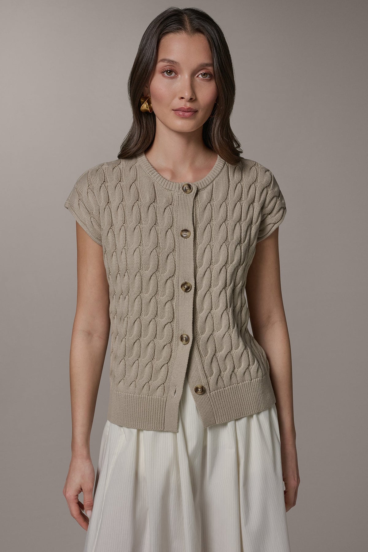 SLEEVELESS CABLE KNIT VEST - Sandstone