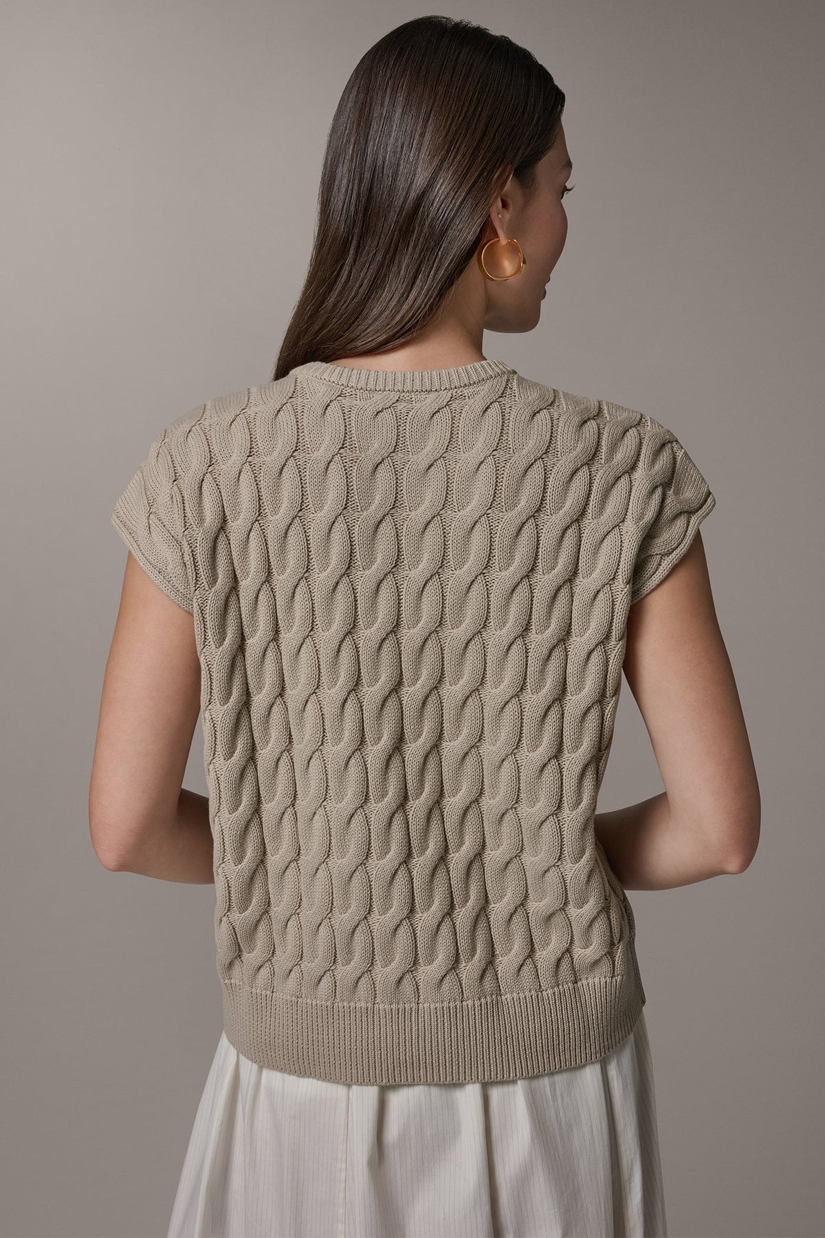 SLEEVELESS CABLE KNIT VEST - Sandstone